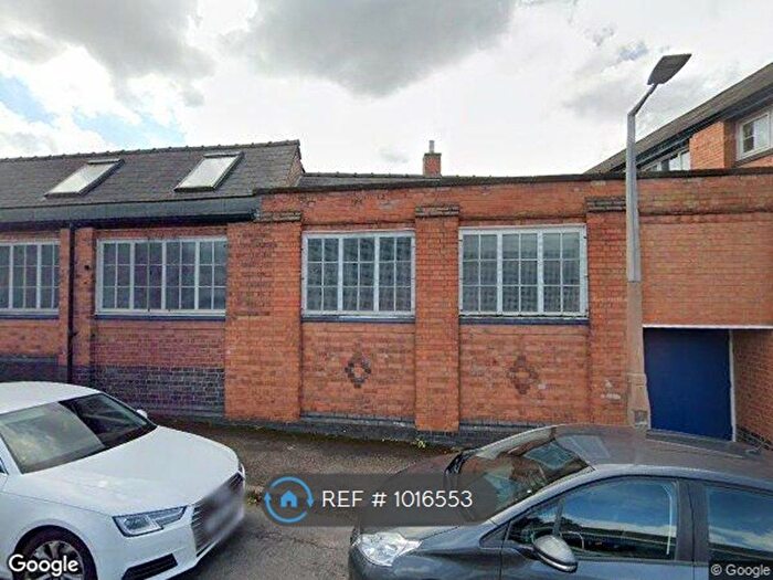 2 Bedroom Flat To Rent In Redwood Court, Wigston, LE18