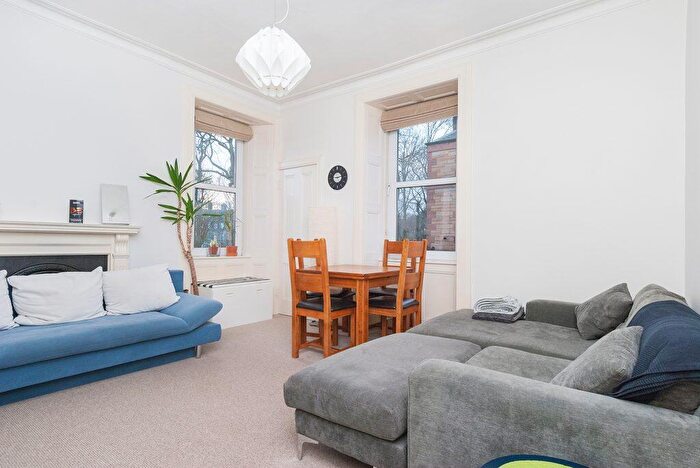 2 Bedroom Flat To Rent In L – Milton Street, Edinburgh, EH8