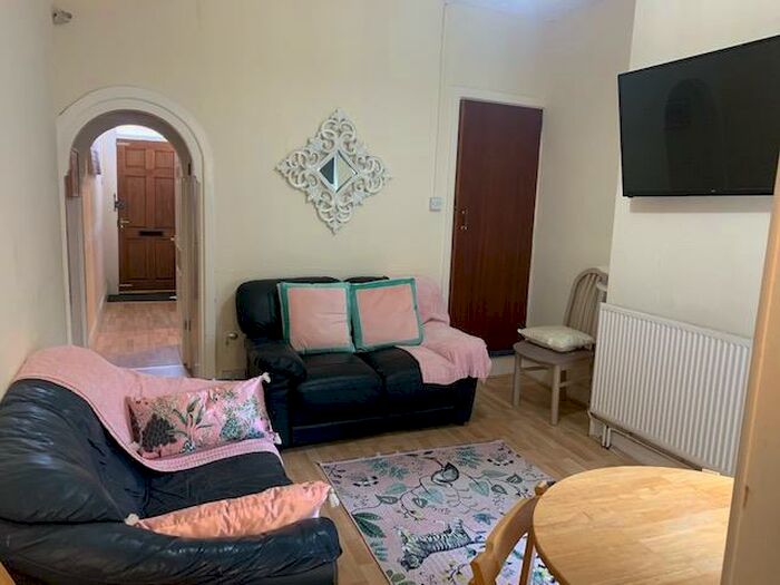 3 Bedroom Terraced House To Rent In Dale Road, Selly Oak, Birmingham, B29