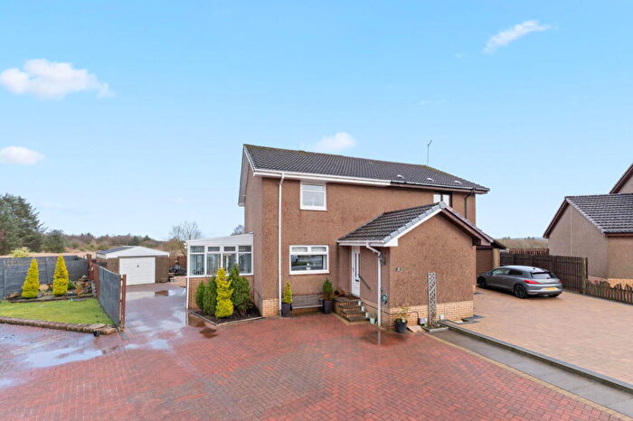 2 Bedroom Semi Detached House For Sale In Eastwood Park, Fauldhouse, EH47