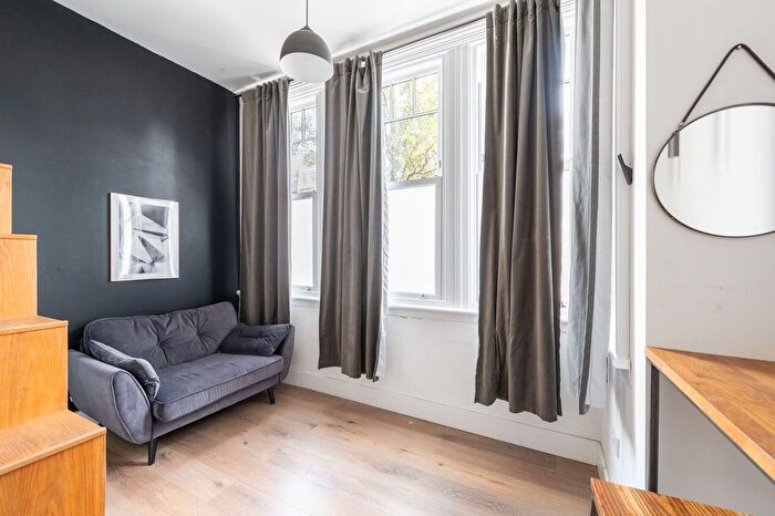 Studio To Rent In Cautley Avenue, Abbeville Village, London, SW4