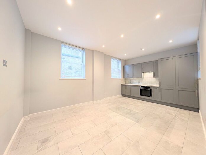 2 Bedroom Terraced House To Rent In Elsenham Street, London, SW18