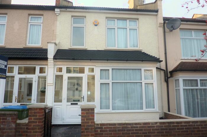 4 Bedroom Terraced House To Rent In Howarth Road, Abbey Wood, London SE2