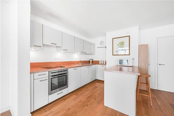 2 Bedroom Flat To Rent In Maurer Court, John Harrison Way, Greenwich, Millenium Village, , London, SE10