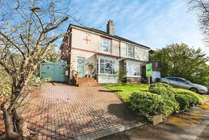 3 Bedroom Semi Detached House For Sale In Cole Valley Road, Birmingham, B28