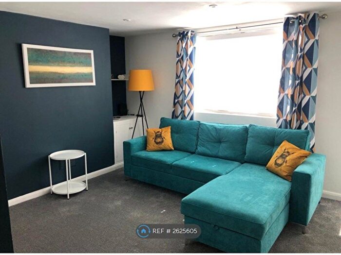 1 Bedroom Flat To Rent In Russell Square, Brighton, BN1