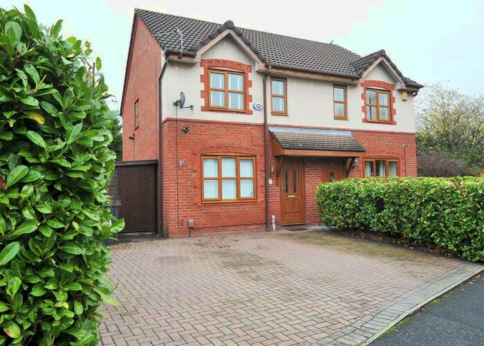 3 Bedroom Semi-Detached House To Rent In Pasturegreen Way Irlam, M44