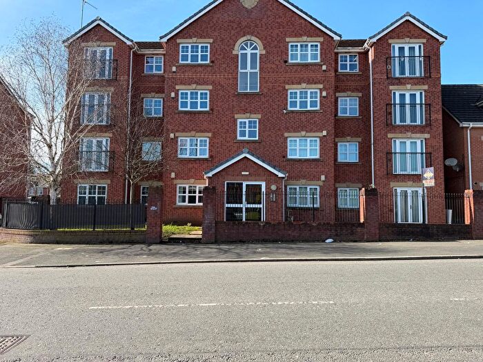 2 Bedroom Flat For Sale In Waterloo Road, Manchester, M8