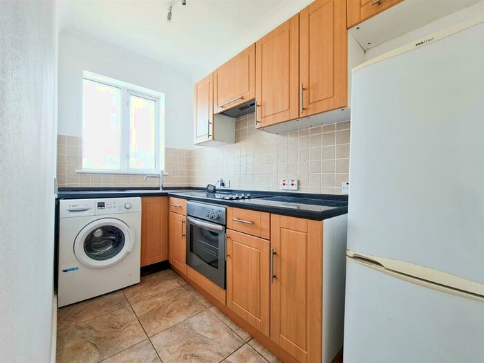 1 Bedroom Flat To Rent In Upper Lewes Road, Brighton, BN2