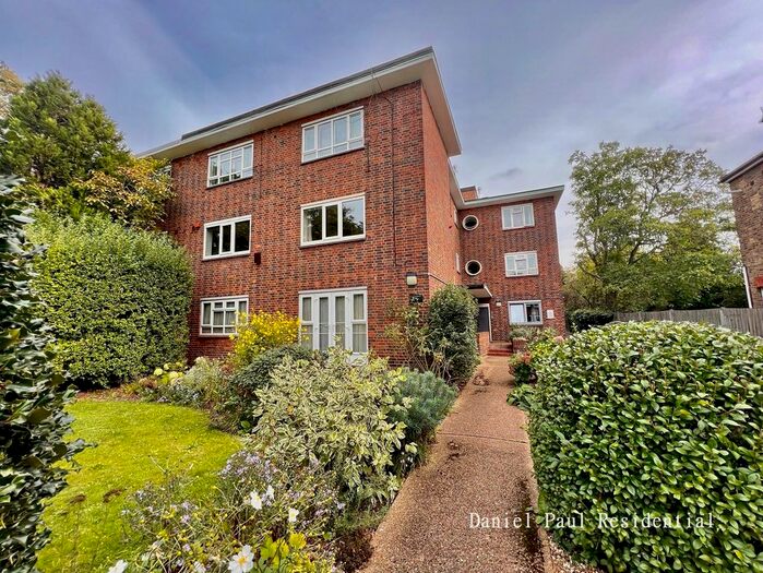 2 Bedroom Flat To Rent In Sutton Court Road, London, W4