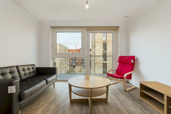 2 Bedroom Apartment To Rent In Copenhagen Court, Yeoman Street, London, SE8