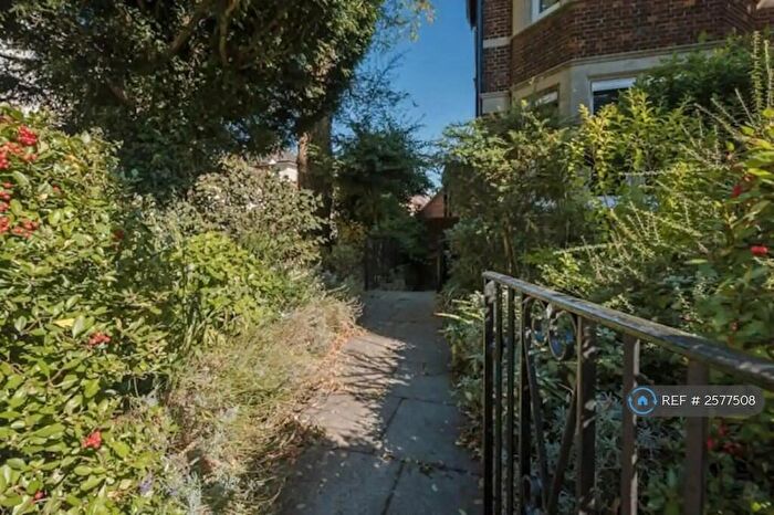 1 Bedroom Flat To Rent In Woodstock Road, Oxford, OX2
