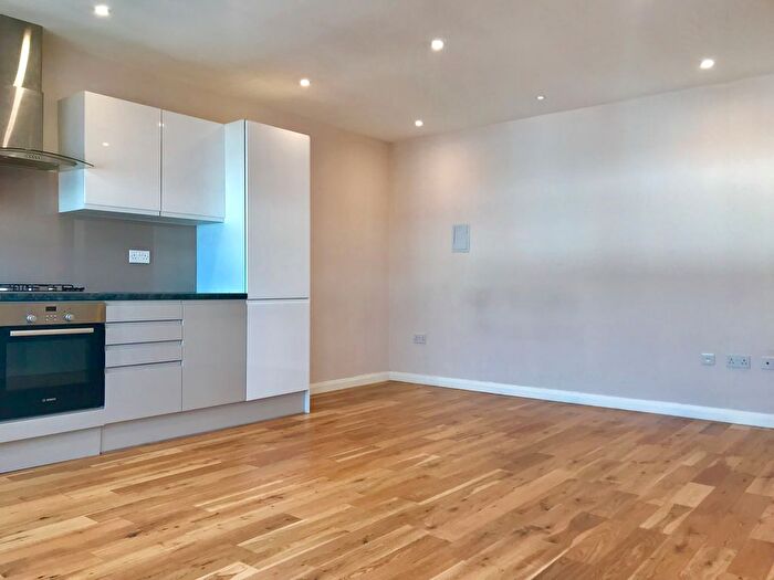 2 Bedroom Flat To Rent In Kimberley House, Leicester, LE1