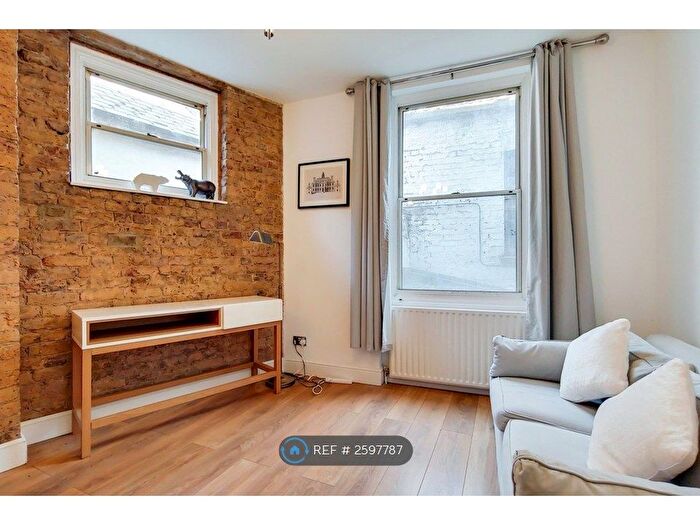1 Bedroom Flat To Rent In Old Compton Street, London, W1D