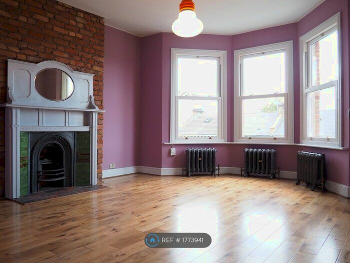 2 Bedroom Flat To Rent In Salisbury Mansions, London, N15