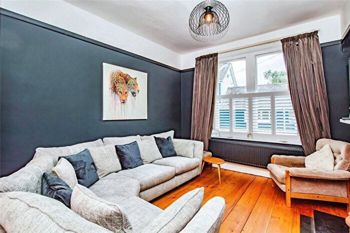 5 Bedroom Detached House For Sale In Llandyfaelog, Kidwelly, Carmarthenshire, SA17