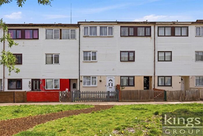 3 Bedroom Terraced House For Sale In Fairbanks Road, London, N17