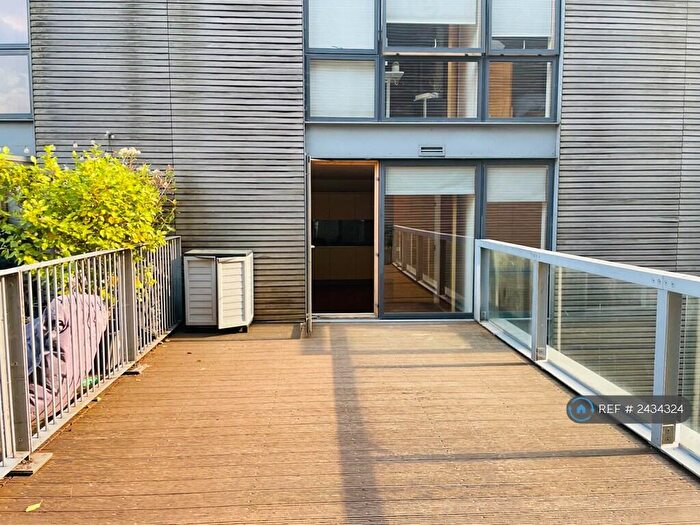 1 Bedroom Flat To Rent In Provost Street, London, N1