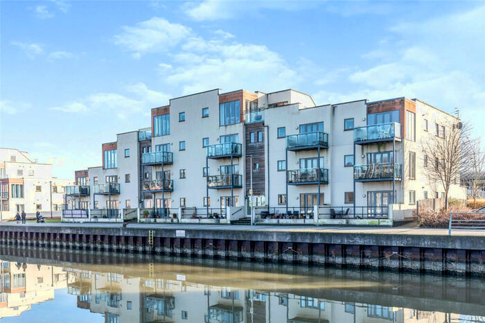 2 Bedroom Apartment To Rent In The Anchorage, Portishead, BS20