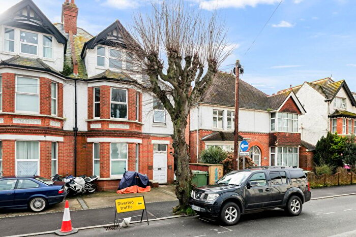 1 Bedroom Apartment To Rent In Cheriton Road, Folkestone, CT20
