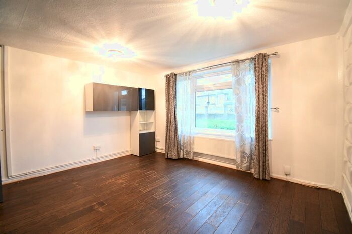 2 Bedroom Maisonette To Rent In Reynolds Court, Cobbold Road, London, Greater London, E11