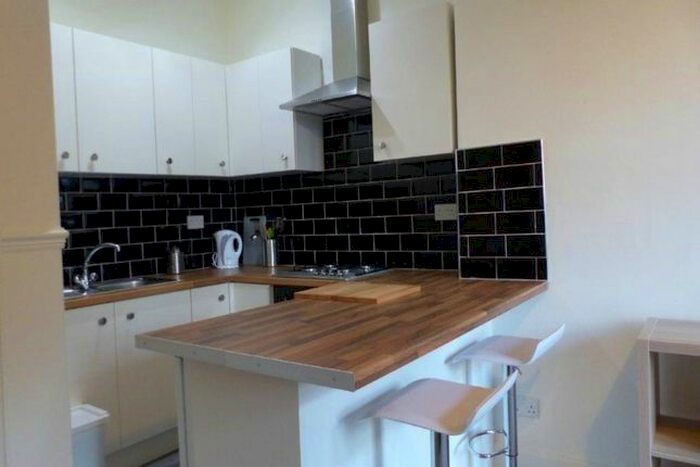 1 Bedroom Flat To Rent In Albion Place, Leith, Edinburgh, EH7