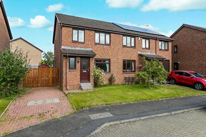 3 Bedroom Semi-Detached House For Sale In Robertson Way, Knightsridge, Livingston, EH54