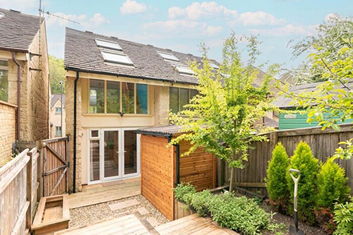 2 Bedroom End Of Terrace House For Sale In Belvedere Mews, Chalford, GL6