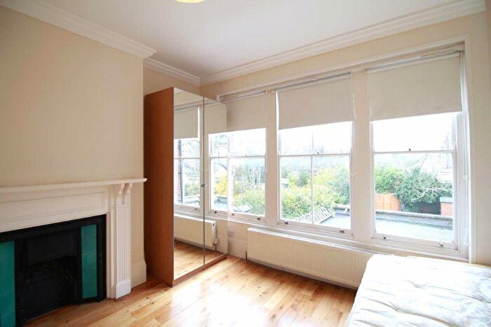 Apartment To Rent In Muswell Road, Muswell Hill, London, N10