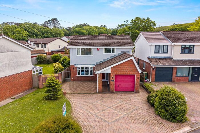 4 Bedroom Detached House For Sale In Clwyd Wen, Gowerton, Swansea, SA4