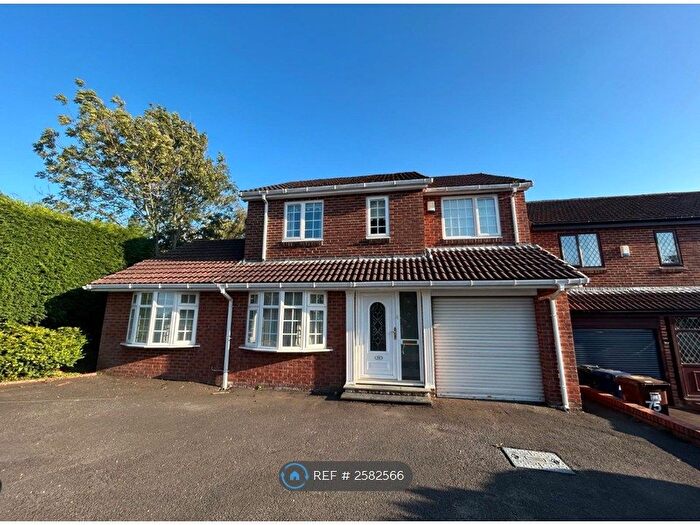 4 Bedroom Detached House To Rent In Grosvenor Way, Newcastle Upon Tyne, NE5