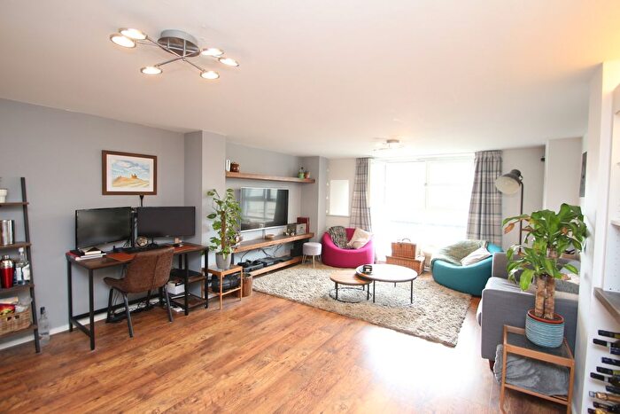 2 Bedroom Property To Rent In Hanover Mill, Newcastle Upon Tyne, NE1