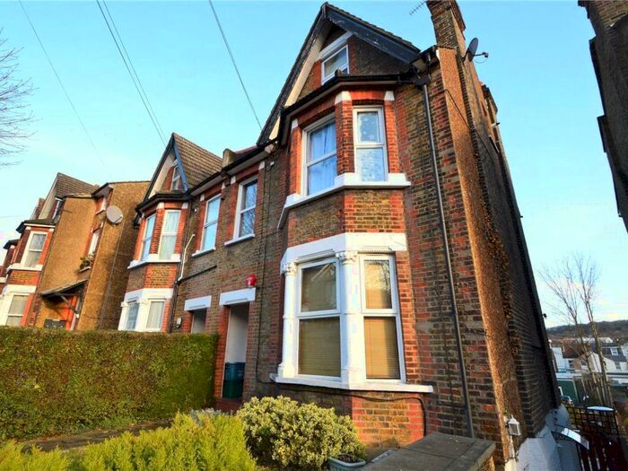 2 Bedroom Apartment To Rent In Avondale Road, Croydon, Surrey, CR2