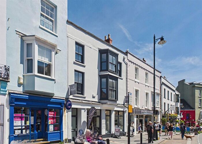 3 Bedroom Flat For Sale In Tudor Square, High Street, Tenby, SA70