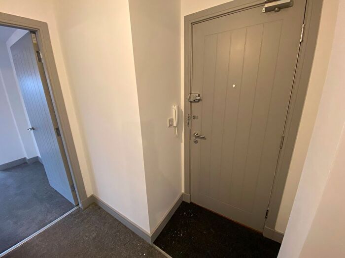 1 Bedroom Flat To Rent In Portland Place, Doncaster, DN1