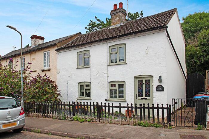 2 Bedroom Semi-Detached House For Sale In Mill Road, Bletchley, Milton Keynes, Buckinghamshire, MK2