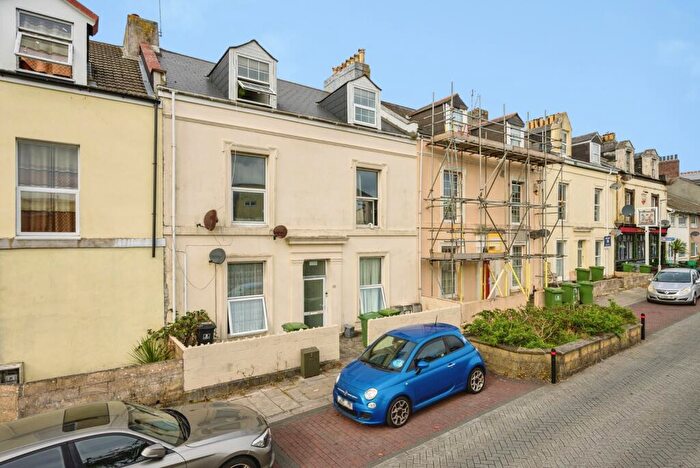 2 Bedroom Flat For Sale In Charlotte Street, Plymouth, Devon, PL2