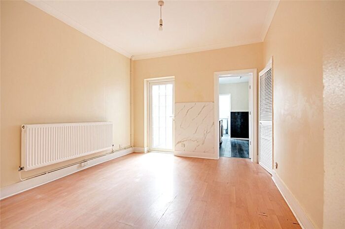 3 Bedroom Terraced House To Rent In Catisfield Road, Enfield, Greater London, EN3