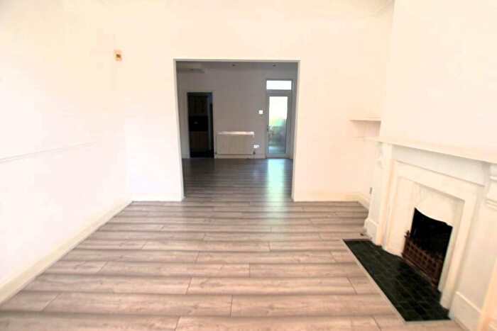 3 Bedroom Terraced House For Sale In Hanbury Road, Tottenham Hale, London, N17