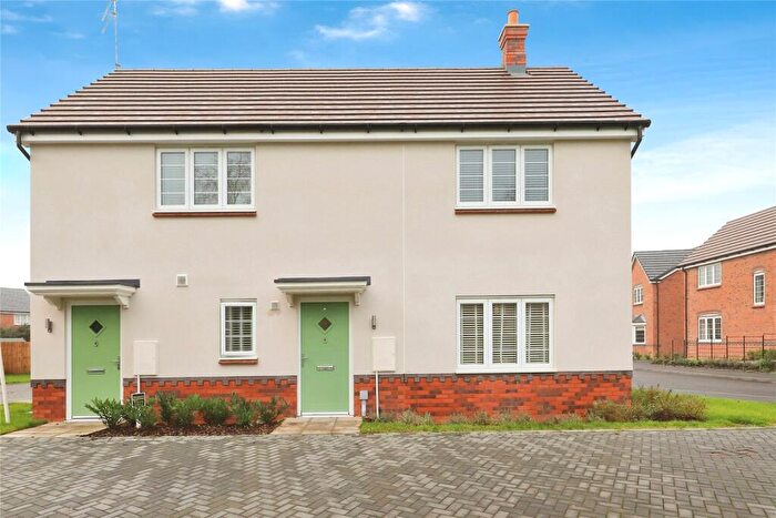 1 Bedroom Flat For Sale In Wribbenhall Gardens, Bewdley, Worcestershire, DY12