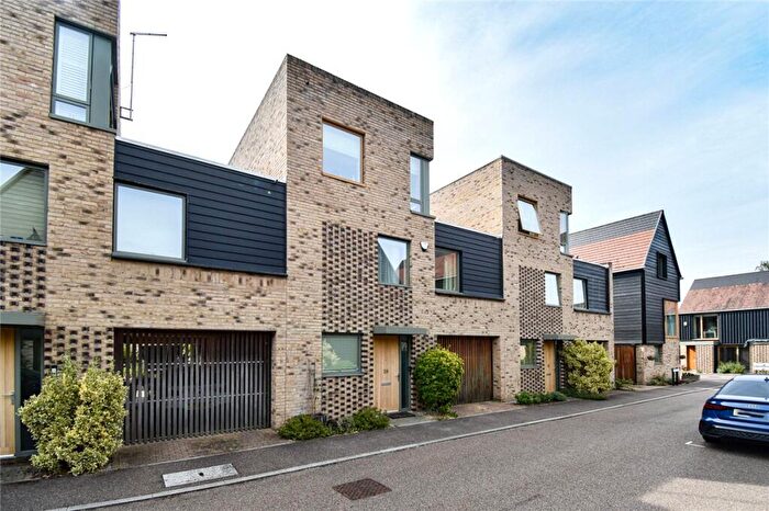 4 Bedroom Terraced House To Rent In Royal Way, Trumpington, Cambridge, CB2
