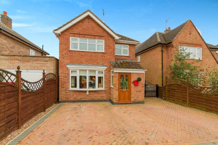 3 Bedroom House To Rent In Sutherland Way, Stamford, PE9
