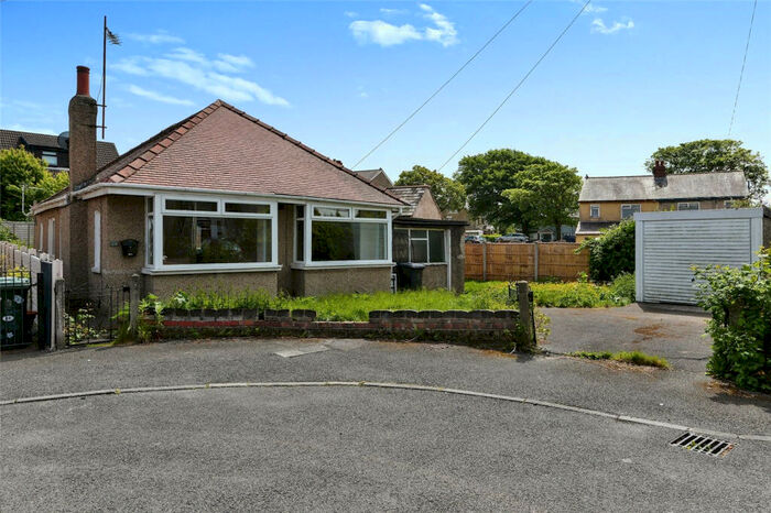 4 Bedroom Bungalow To Rent In Hawksworth Grove, Heysham, LA3