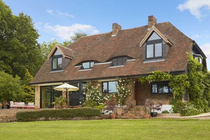 5 Bedroom Detached House To Rent In Horns Oak Road Meopham, DA13