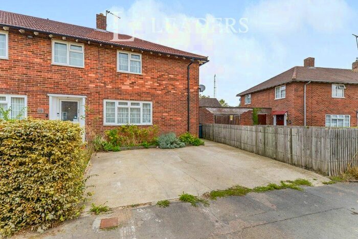4 Bedroom End Of Terrace House To Rent In Golden Dell, Welwyn Garden City, AL7