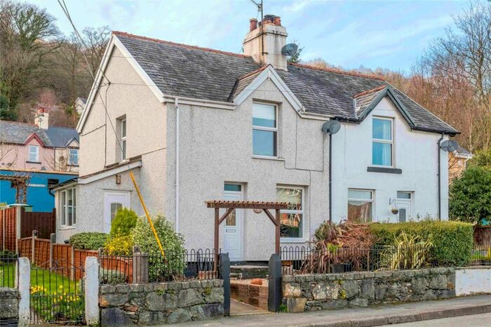 2 Bedroom Semi-Detached House To Rent In Croft Cottages, Dolgarrog, Conwy, LL32