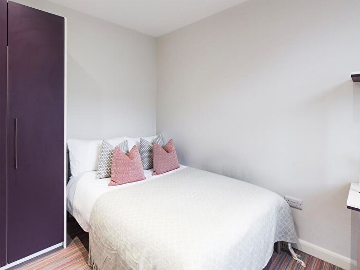 5 Bedroom Terraced House To Rent In Cauldon Road, Stoke, ST4