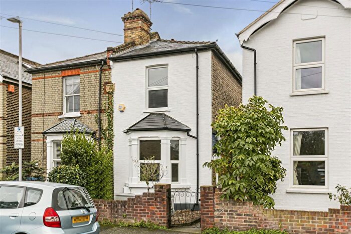 2 Bedroom Semi Detached House To Rent In Thorpe Road, Kingston Upon Thames, KT2