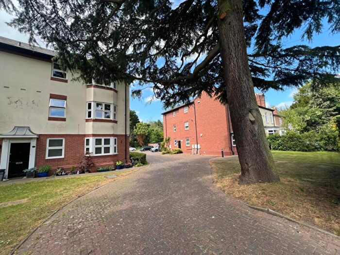 2 Bedroom Flat To Rent In Alexandra Court, Stoke Green, Coventry, CV3