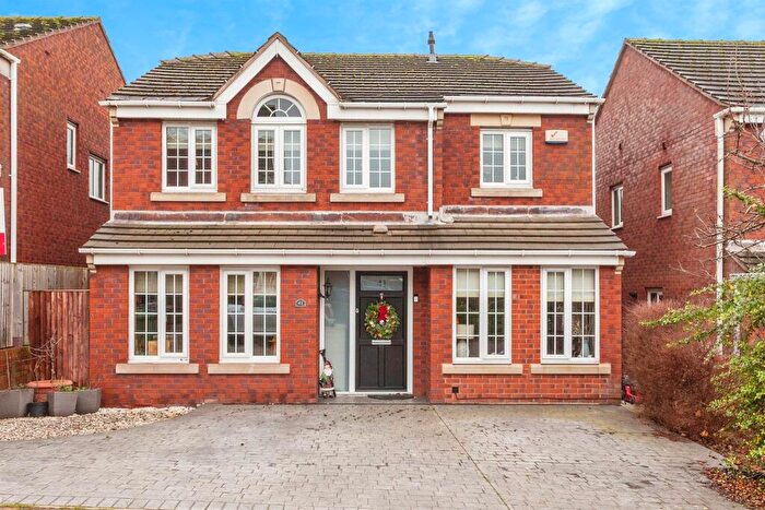 4 Bedroom Detached House For Sale In Castle Lodge Way, Rothwell, Leeds, LS26